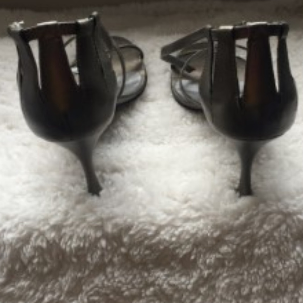 BCBGirls WOMEN'S STRAPPY HEELS - Picture 5 of 8